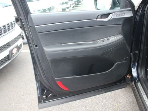 Used 2023 Hyundai Palisade Limited AWD/4WD image 21