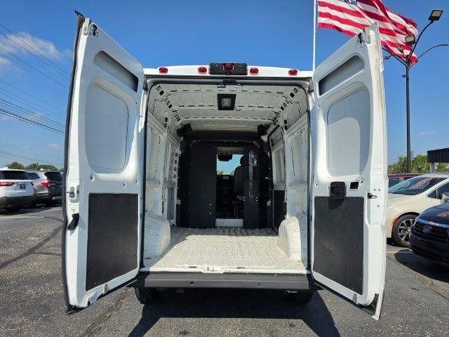 Used 2022 RAM ProMaster 2500 w/ Driver Convenience Group FWD image 39