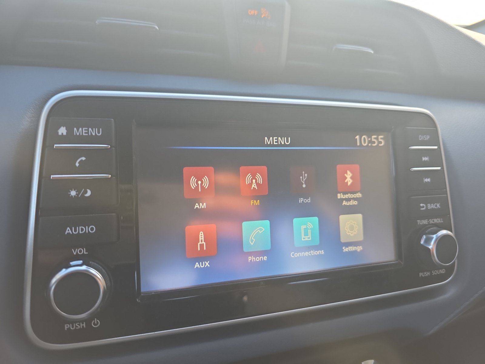 Used 2025 Nissan Versa SV FWD image 12
