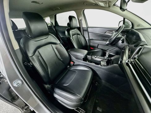 Certified 2024 Kia Sportage EX AWD/4WD image 7