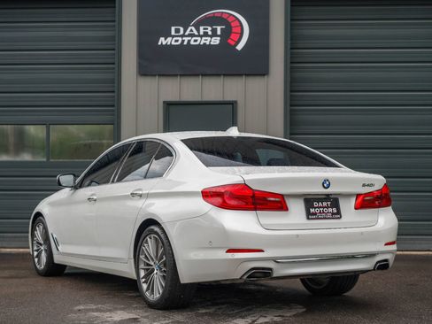 Used 2017 BMW 540i RWD image 5