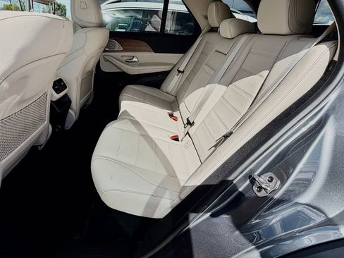 Used 2025 Mercedes-Benz GLE 350 4MATIC image 5