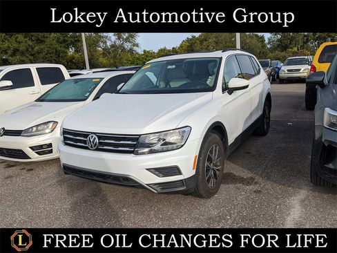 Certified 2020 Volkswagen Tiguan SE w/ Panoramic Sunroof Package image 1