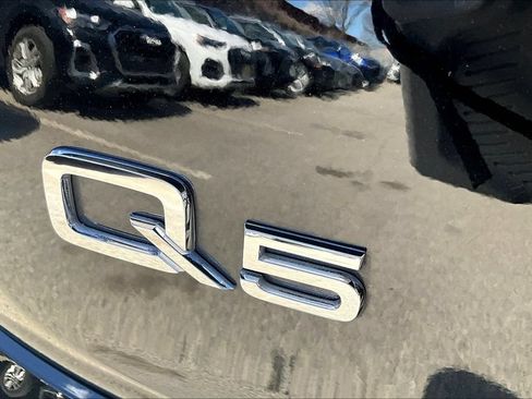 Used 2023 Audi Q5 2.0T Premium w/ Convenience Package AWD/4WD image 23