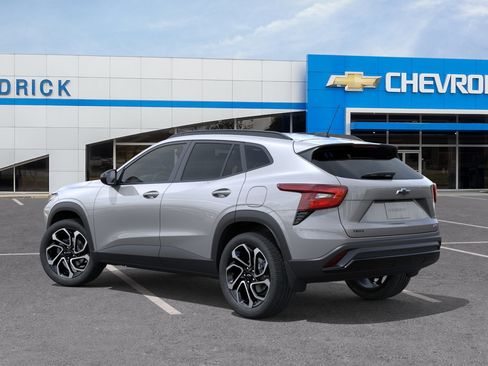 New 2026 Chevrolet Trax RS FWD image 5