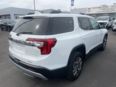 Used 2023 GMC Acadia SLT image 9