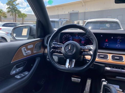 Certified 2025 Mercedes-Benz GLS 450 4MATIC w/ AMG Line Exterior image 3