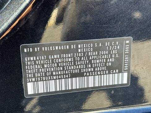 Used 2025 Volkswagen Jetta SE image 52