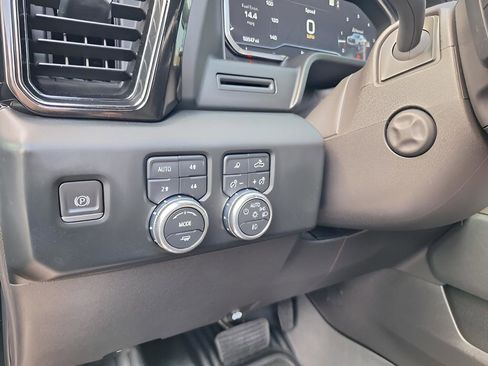 Used 2023 GMC Sierra 1500 AT4 w/ AT4 Preferred Package image 22