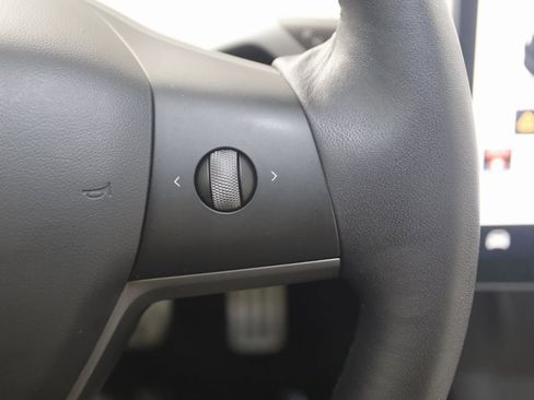 Used 2022 Tesla Model 3 Performance image 37