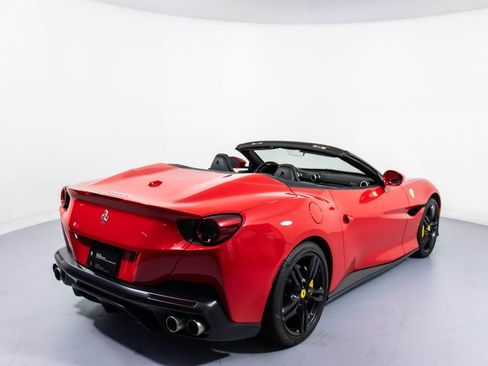 Certified 2019 Ferrari Portofino RWD image 2