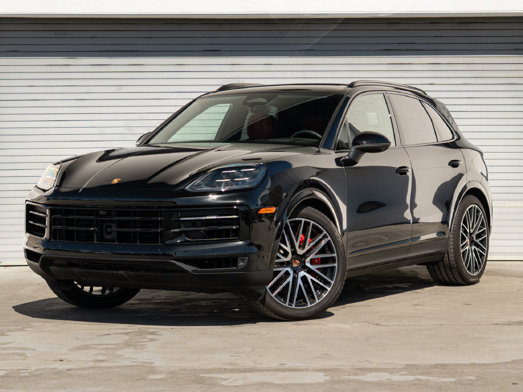 Certified 2026 Porsche Cayenne S AWD/4WD image 1