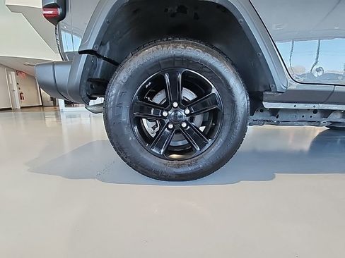 Used 2021 Jeep Wrangler Unlimited Sport image 13