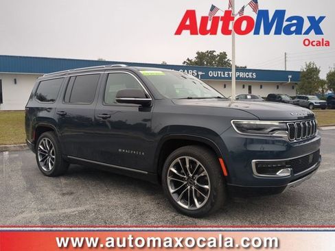 Used 2025 Jeep Wagoneer Series III w/ Premium Group I image 1