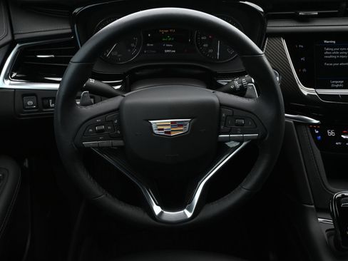 Certified 2024 Cadillac XT6 Sport w/ Technology Package AWD/4WD image 10