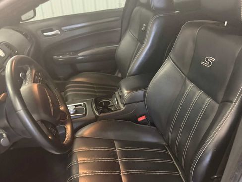 Used 2016 Chrysler 300 S RWD image 13
