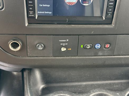 Used 2019 Chevrolet Express 2500 Extended w/ Driver Convenience Package RWD image 13