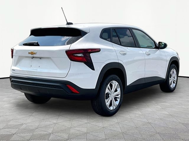 New 2026 Chevrolet Trax LS FWD image 6