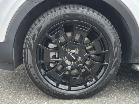 Used 2022 Kia Telluride EX w/ EX Premium Package image 25