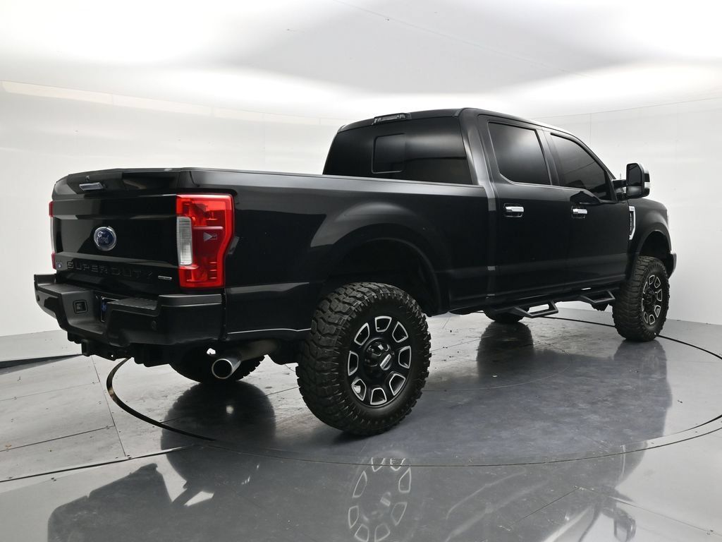 Used 2017 Ford F250 Lariat w/ Chrome Package AWD/4WD image 5