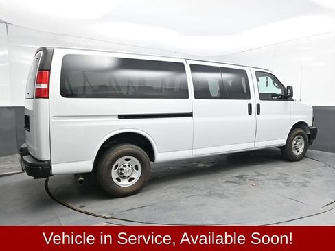 Used 2024 Chevrolet Express 3500 LS RWD image 7