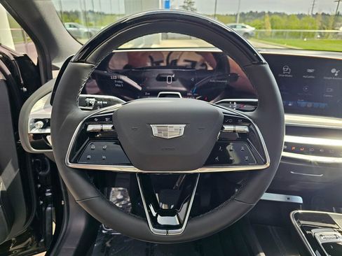 New 2026 Cadillac Lyriq Sport AWD/4WD image 24