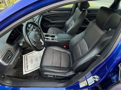 Used 2019 Honda Accord Sport image 10