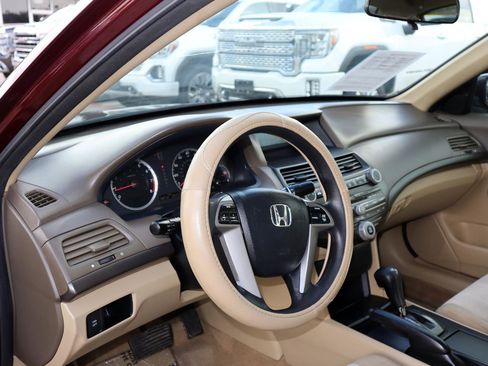 Used 2010 Honda Accord LX-P image 18