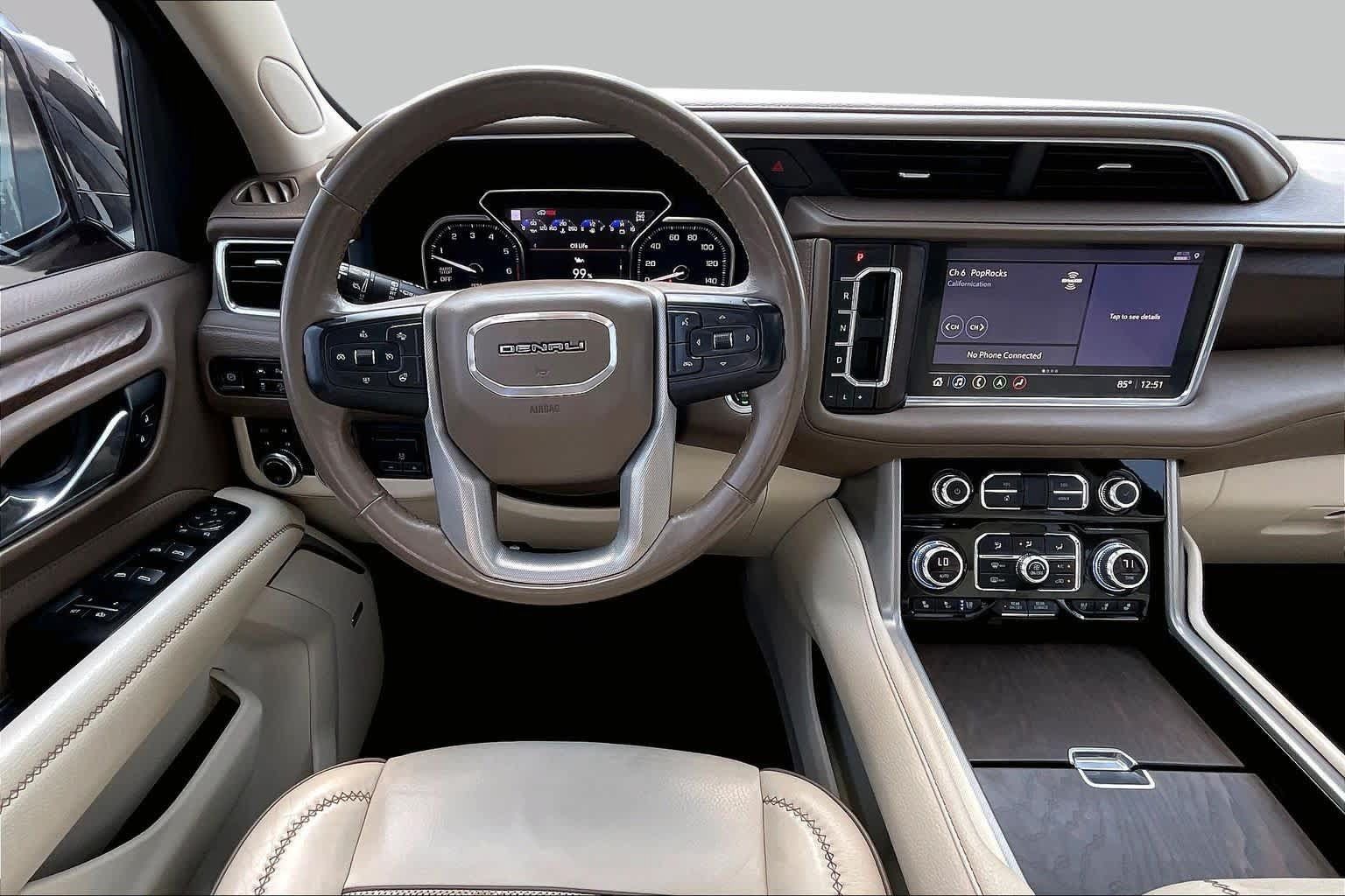 Used 2021 GMC Yukon Denali w/ Denali Ultimate Package AWD/4WD image 6