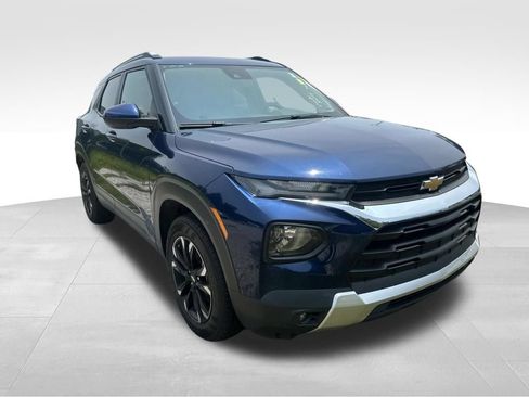 Used 2023 Chevrolet TrailBlazer LT FWD image 40