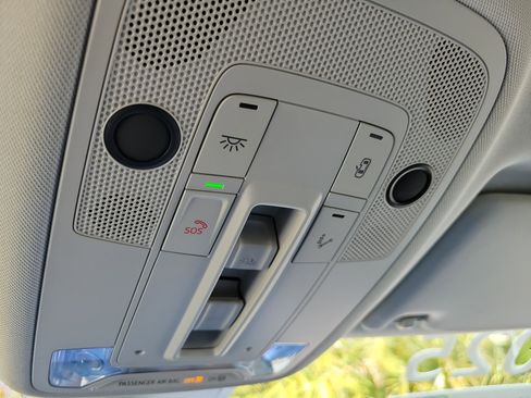 Used 2025 Audi Q3 2.0T Premium Plus w/ Premium Plus Package image 18