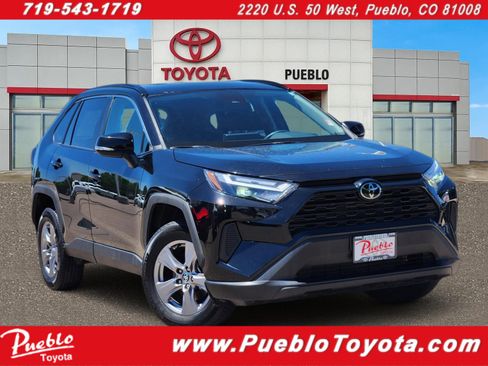 Used 2025 Toyota RAV4 XLE AWD/4WD image 1