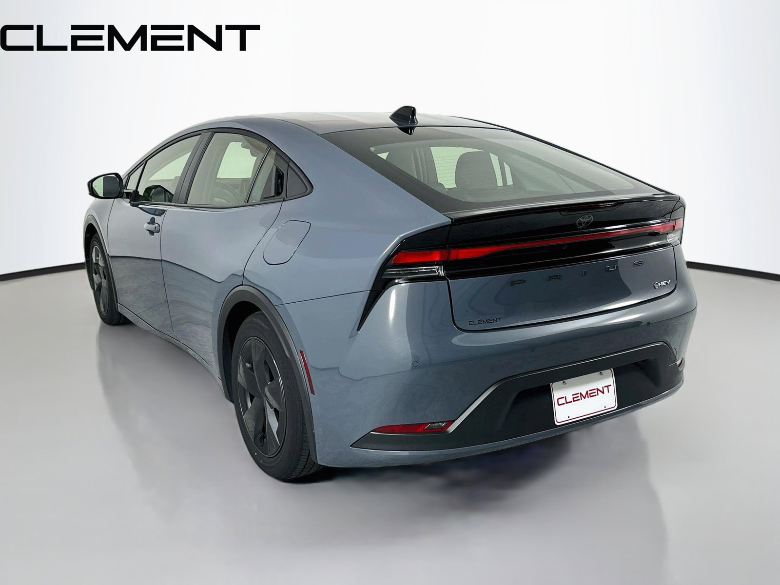 Used 2026 Toyota Prius LE FWD image 10