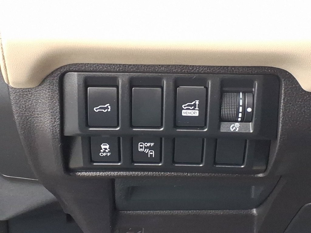 Used 2019 Subaru Ascent Limited AWD/4WD image 5