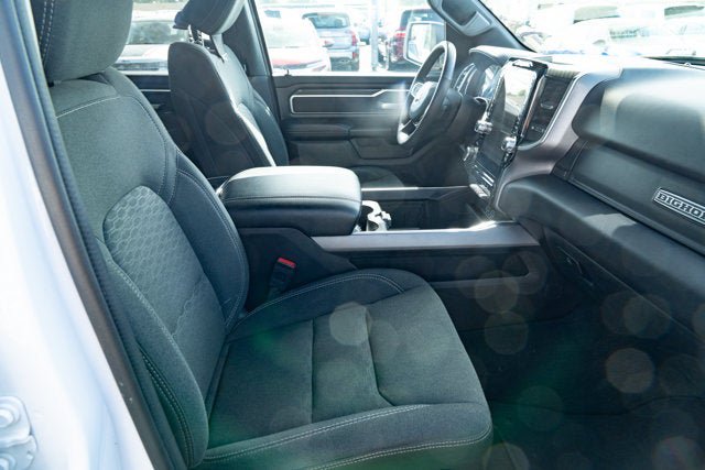 Used 2025 RAM 1500 Big Horn AWD/4WD image 40