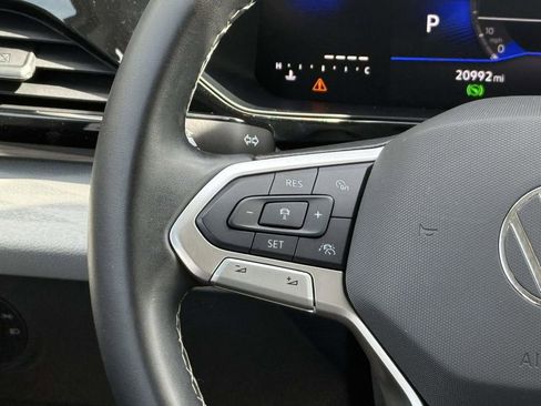 Used 2024 Volkswagen Taos S image 23