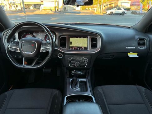 Used 2022 Dodge Charger SXT RWD image 21