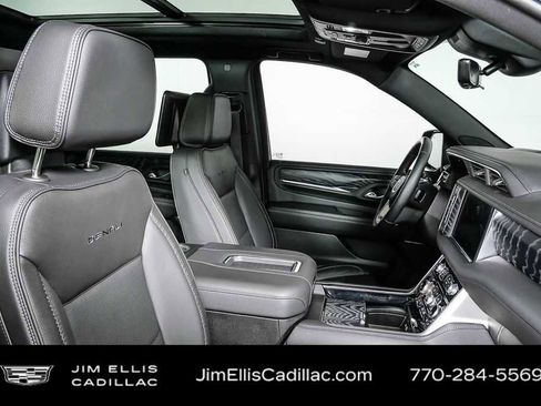 Used 2023 GMC Yukon XL Denali w/ Denali Reserve Package image 47