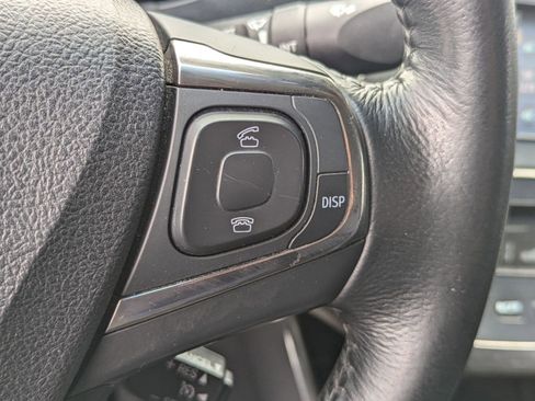 Used 2013 Toyota Avalon XLE image 26