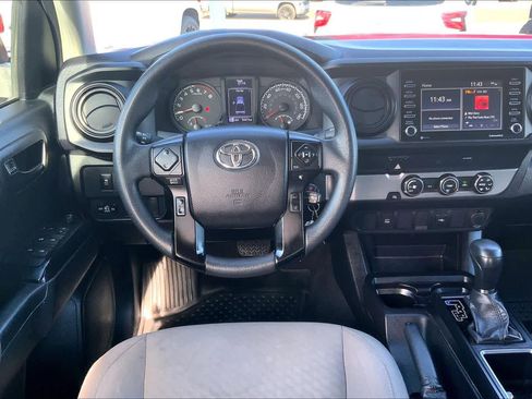 Used 2021 Toyota Tacoma SR image 5