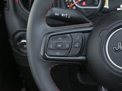 Used 2024 Jeep Wrangler Unlimited Rubicon image 24