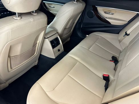Used 2018 BMW 330i Sedan RWD image 26