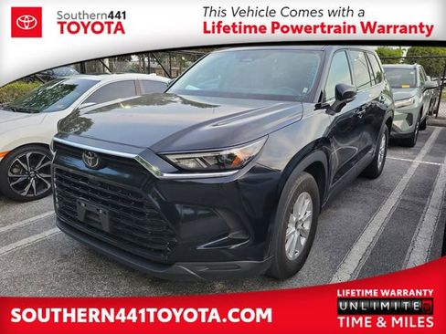 Used 2025 Toyota Grand Highlander AWD image 1