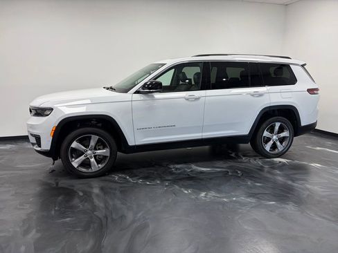 Used 2024 Jeep Grand Cherokee L Limited w/ Rear Seat Video Group I AWD/4WD image 22