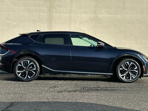 Used 2022 Kia EV6 Wind w/ Wind Technology Package image 3