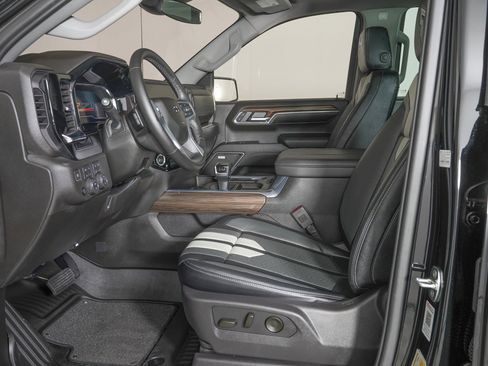 Used 2024 Chevrolet Silverado 1500 RST w/ All Star Edition Plus image 13