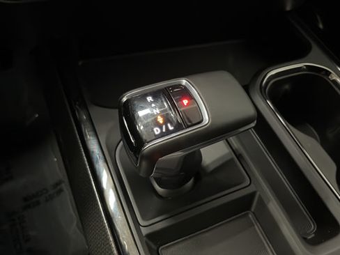 Used 2023 Chevrolet Silverado 1500 ZR2 w/ Technology Package AWD/4WD image 19