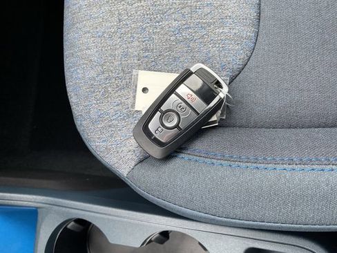 New 2025 Ford Maverick XLT w/ Equipment Group 301A image 25