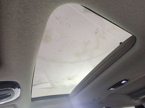 Used 2023 Hyundai Palisade Limited FWD image 25