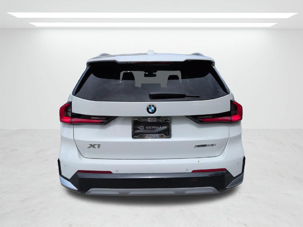 New 2027 BMW X1 xDrive28i AWD/4WD image 5
